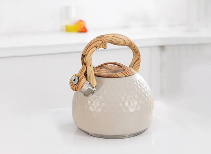 WHISTLING TEA KETTLE 3.0 LITERS