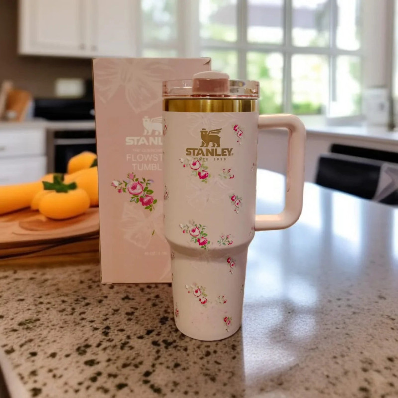 The Floral Quencher H2.0 FlowStateâ„¢ Tumbler | 40 OZ | Pink