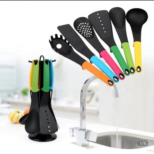 Cutlery Holder With Utensils
