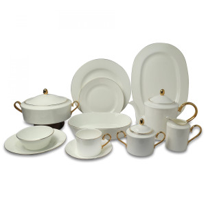 61-Piece Noritake Japan Dinnerware Set – Service for 8 People